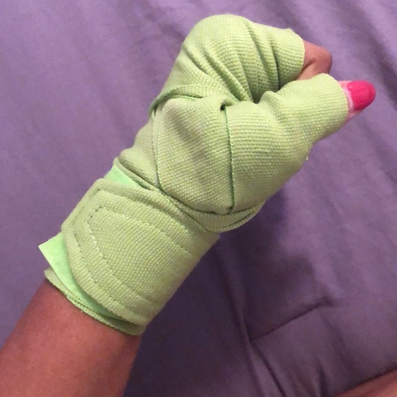 Boxing Wrap - Picture 3 of 3